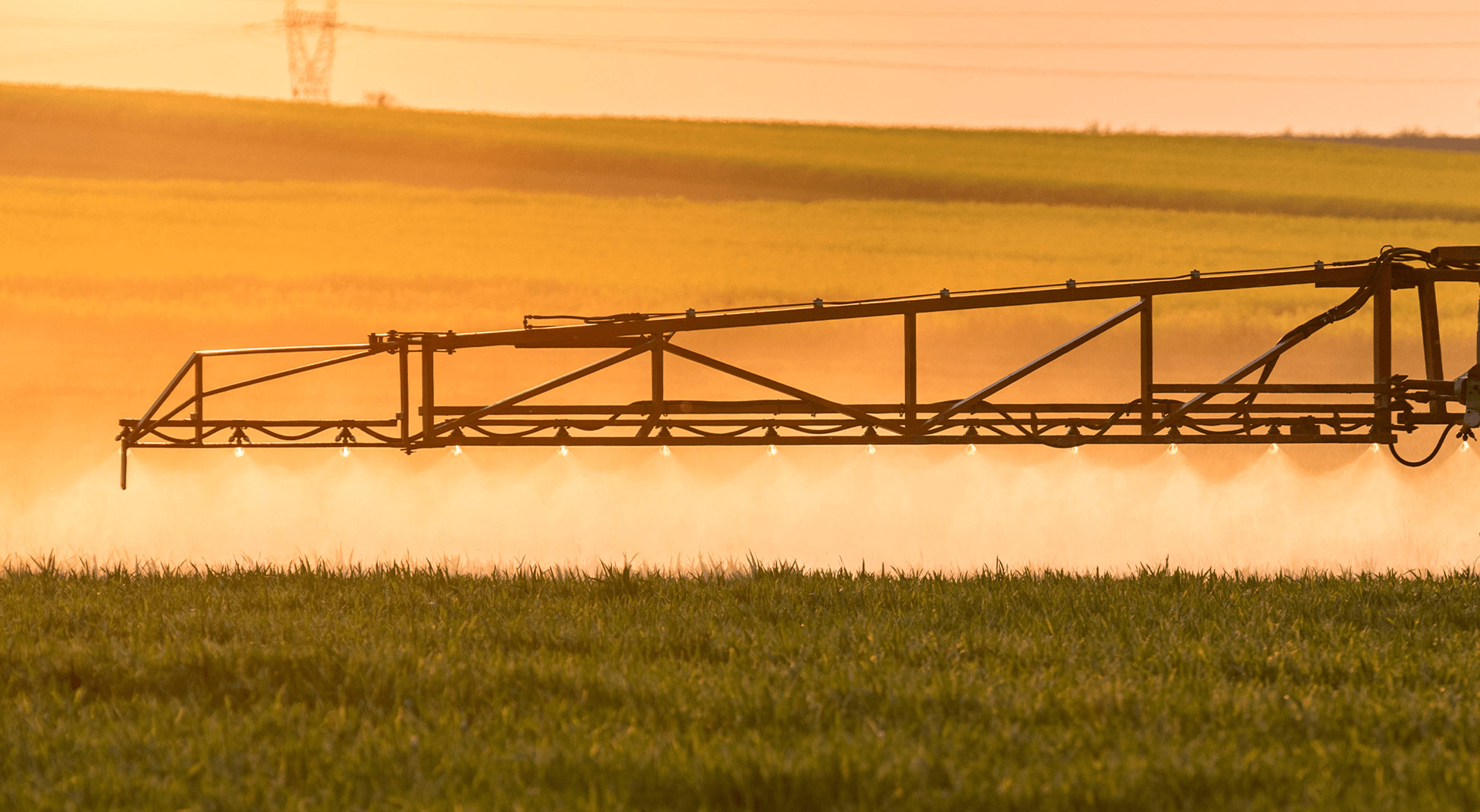 Unleash the full potential of your tractor with the boom sprayer attachment